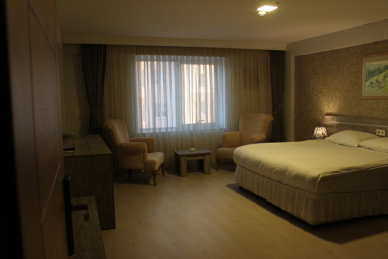 Tavsanli Otel 屈塔希亚 外观 照片