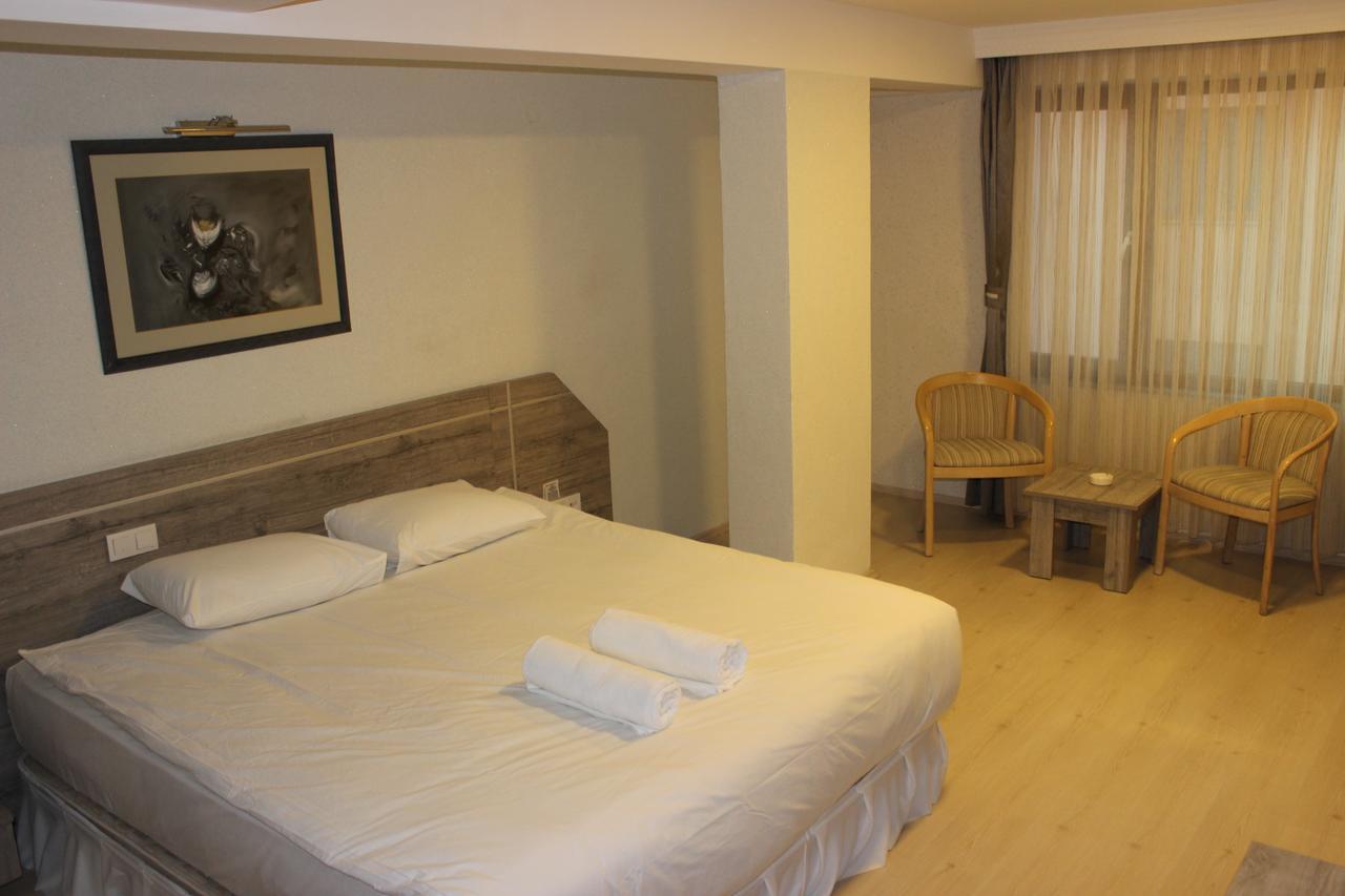 Tavsanli Otel 屈塔希亚 外观 照片